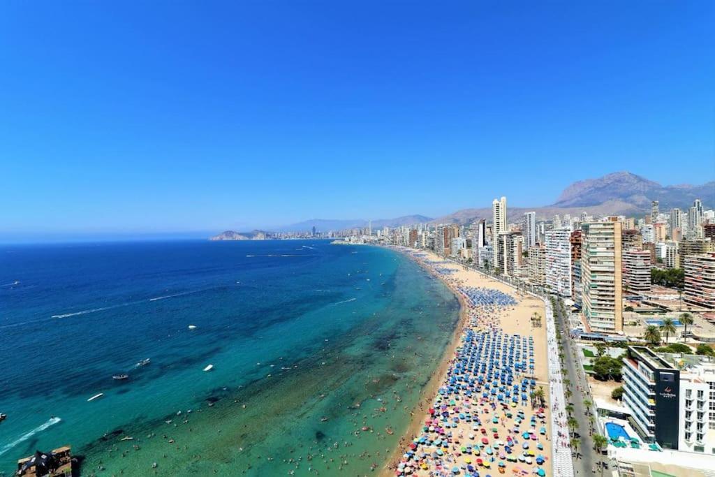 Luxurious 2-Bedroom Apt With Stunning Views, 1St Line On Levante Beach, Benidorm Kültér fotó