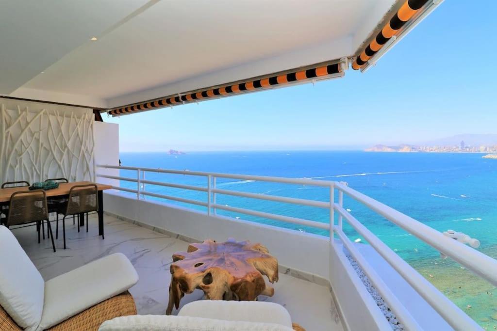 Luxurious 2-Bedroom Apt With Stunning Views, 1St Line On Levante Beach, Benidorm Kültér fotó