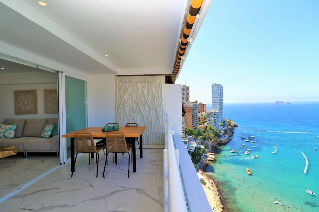 Luxurious 2-Bedroom Apt With Stunning Views, 1St Line On Levante Beach, Benidorm Kültér fotó